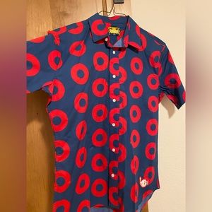phish donut button up